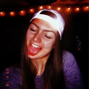 Meet your Posher, Ceci